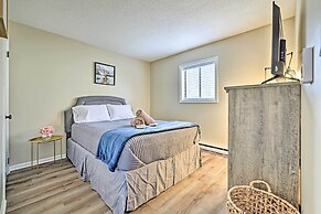 Golf, Ski + Fish: Cabin w/ Deck in Tobyhanna!