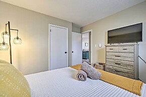 Golf, Ski + Fish: Cabin w/ Deck in Tobyhanna!