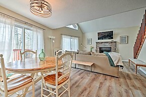 Golf, Ski + Fish: Cabin w/ Deck in Tobyhanna!