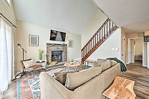 Golf, Ski + Fish: Cabin w/ Deck in Tobyhanna!