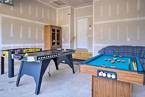 Riverside House w/ Kayaks, Piano & Fireplace