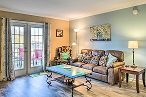 Bright Gulf Shores Condo w/ Pool: 5 Mi to Beach!