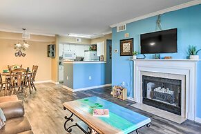 Bright Gulf Shores Condo w/ Pool: 5 Mi to Beach!