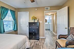Bright Gulf Shores Condo w/ Pool: 5 Mi to Beach!
