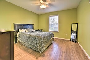 Lakefront Lexington Escape: Steps to Beach!