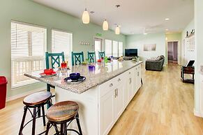 Gilchrist 'EZ Street Beach House' w/ Gulf Access!