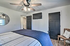 'the Retreat on Reno' Home w/ Hot Tub + Deck!