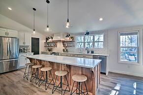 'the Retreat on Reno' Home w/ Hot Tub + Deck!