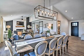 'the Retreat on Reno' Home w/ Hot Tub + Deck!
