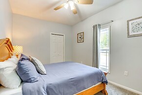Warrensburg Home, Close to Downtown!