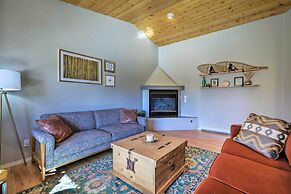 Cozy Carbondale Escape w/ Deck & Grill!