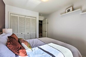 Cozy Carbondale Escape w/ Deck & Grill!