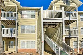 Destin Apt w/ Pool Access in Indian Lake!