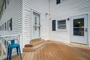 Spacious Triangle Townhome - Near Hiking & Golf!