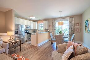 Chic North Myrtle Beach Villa: Resort Amenities!