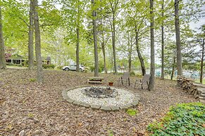 North Carolina Retreat - Deck, Grills & Lake Views