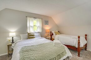 North Carolina Retreat - Deck, Grills & Lake Views