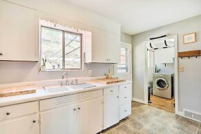 Arden Bungalow w/ Fire Pit: Near Lake Julian Park