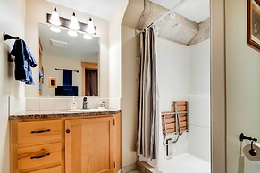 Ketchikan Apt - Walk to Refuge Cove Beach!