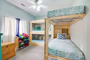 Dock & Furnished Deck: Lakefront Gravois Mills Gem