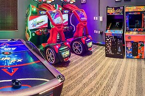 Kissimmee Retreat With Private Pool & Spa