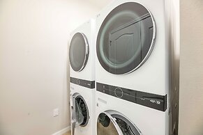 Kissimmee Retreat With Private Pool & Spa