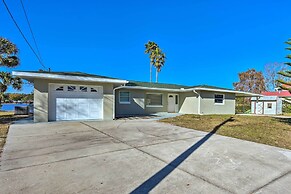 Private Dock + Grill: Sunny Lake Weir Retreat!