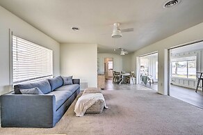 Private Dock + Grill: Sunny Lake Weir Retreat!