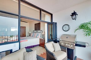 Resort Condo w/ Pool Access & Pacific Ocean Views!