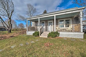 Pauls Cottage in Tenants Harbor, 1 Min to Shore