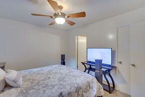 Convenient Bakersfield Townhome With Patio!