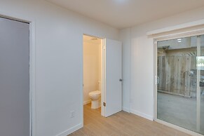 Convenient Bakersfield Townhome With Patio!