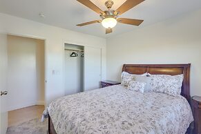 Convenient Bakersfield Townhome With Patio!