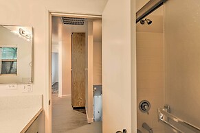 Convenient Bakersfield Townhome With Patio!