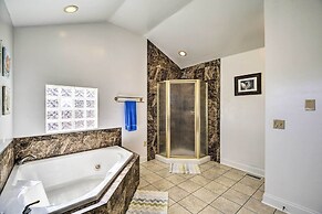 Pet-friendly Cabin w/ Dock on Claytor Lake!