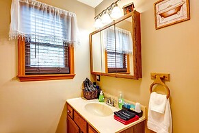 Scenic Marble Cabin w/ Fire Pit!