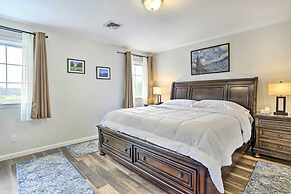 Ideally Located Glen Cove Apartment!