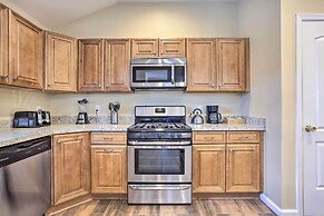 Ideally Located Glen Cove Apartment!