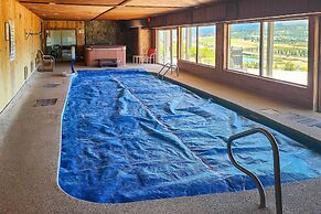 Stunning Condo in Fraser w/ Mountain Views!