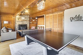 Walk to Tuttle Creek Lake: Secluded Scenic Retreat