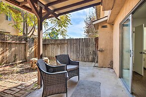 Comfy Bakersfield Townhome - Fire Pit & Patio