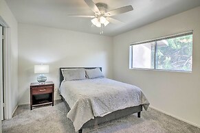 Comfy Bakersfield Townhome - Fire Pit & Patio