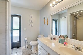 Screened Porch & Heated Pool: Cape Coral Home