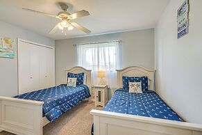 Screened Porch & Heated Pool: Cape Coral Home