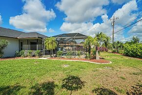 Screened Porch & Heated Pool: Cape Coral Home