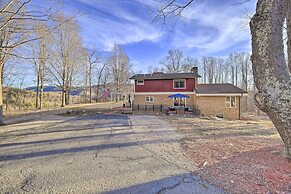 Christiansburg Home ~ 12 Mi to Virginia Tech!