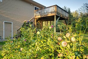 Fishermen's Paradise in Coos Bay: Walk to Beach!