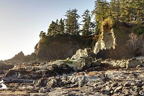 Fishermen's Paradise in Coos Bay: Walk to Beach!