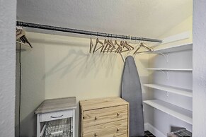 Updated Livermore Apartment w/ Private Deck!
