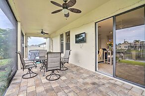 Private Hot Tub: Canal-front Home in Cape Coral!